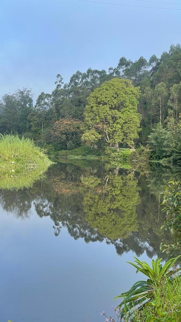 Green Ridge Munnar Kültér fotó